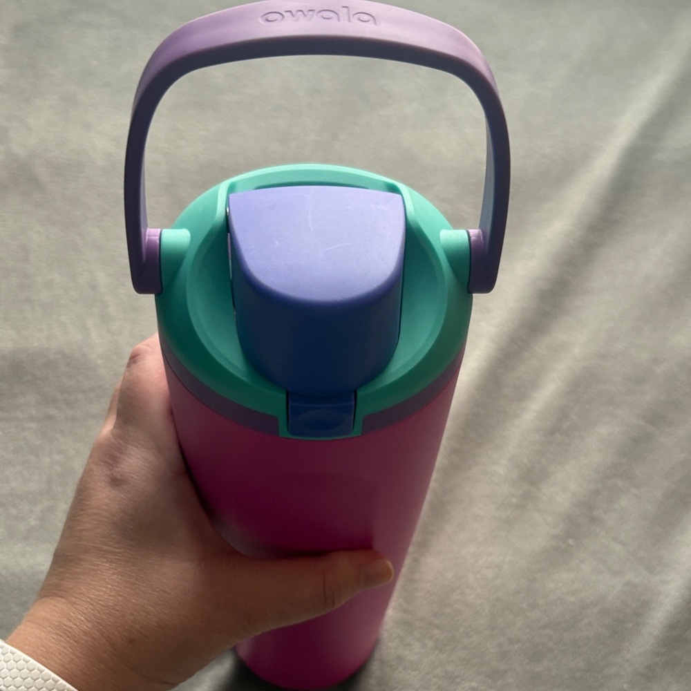 Owala Special Edition 30 oz Sway - Shocking Grape - Picture 6 of 12